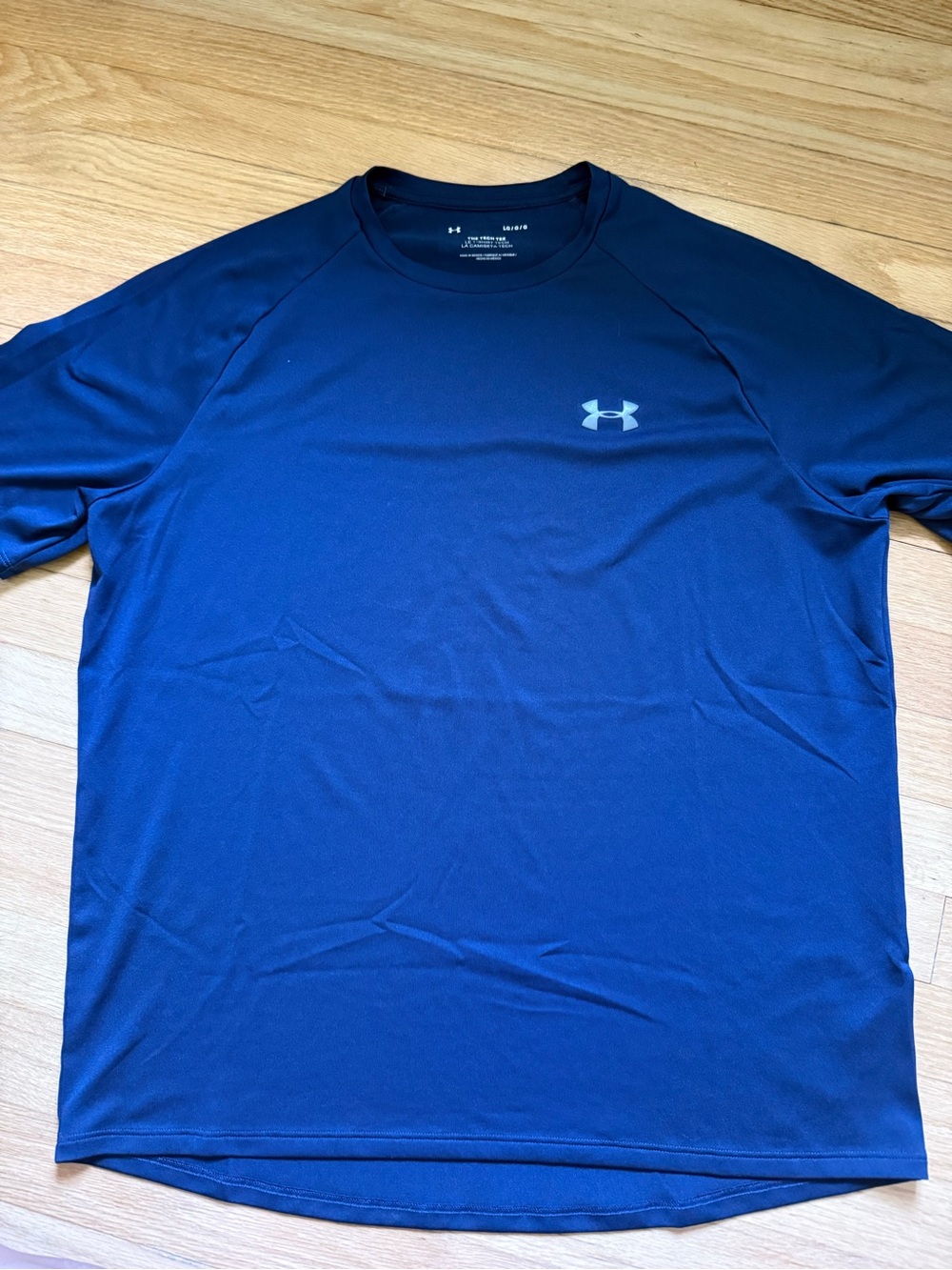 Under Armour Men’s Navy Blue Crewneck Performance Tee